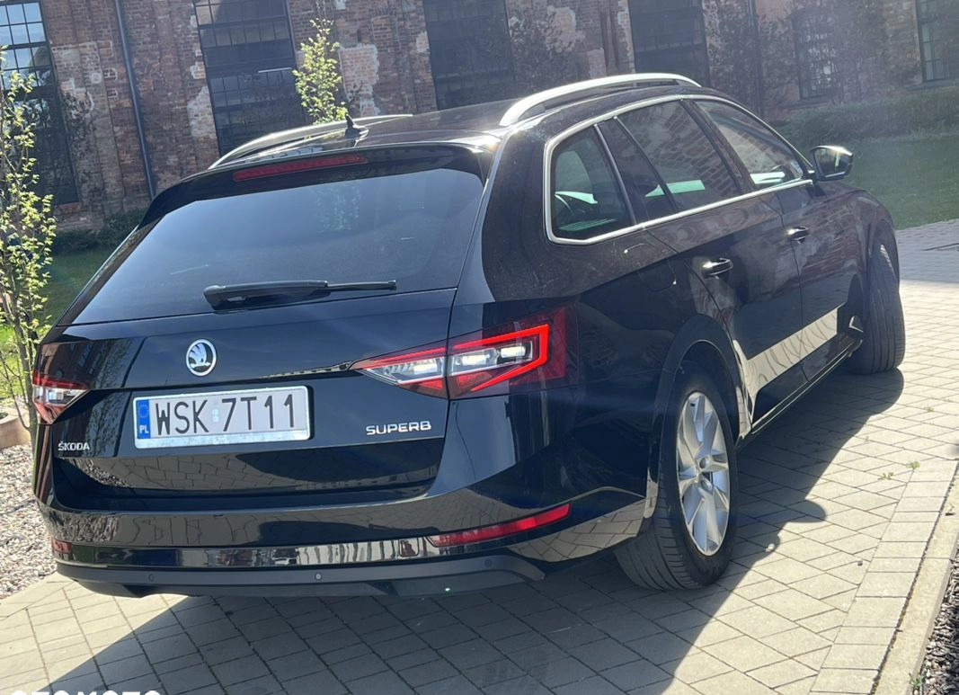 Skoda Superb cena 74500 przebieg: 189000, rok produkcji 2019 z Kowary małe 352